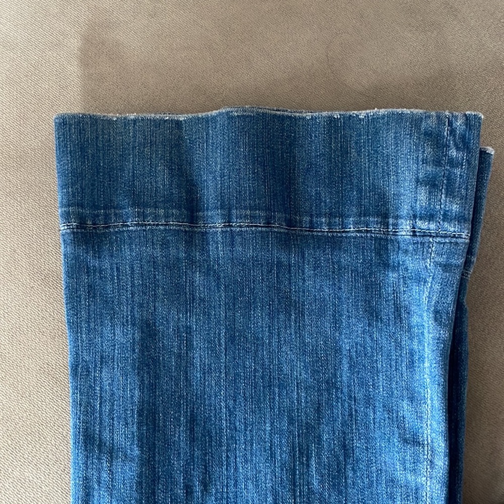 Goldsign Stardust Flare Jeans - Picture 7 of 10